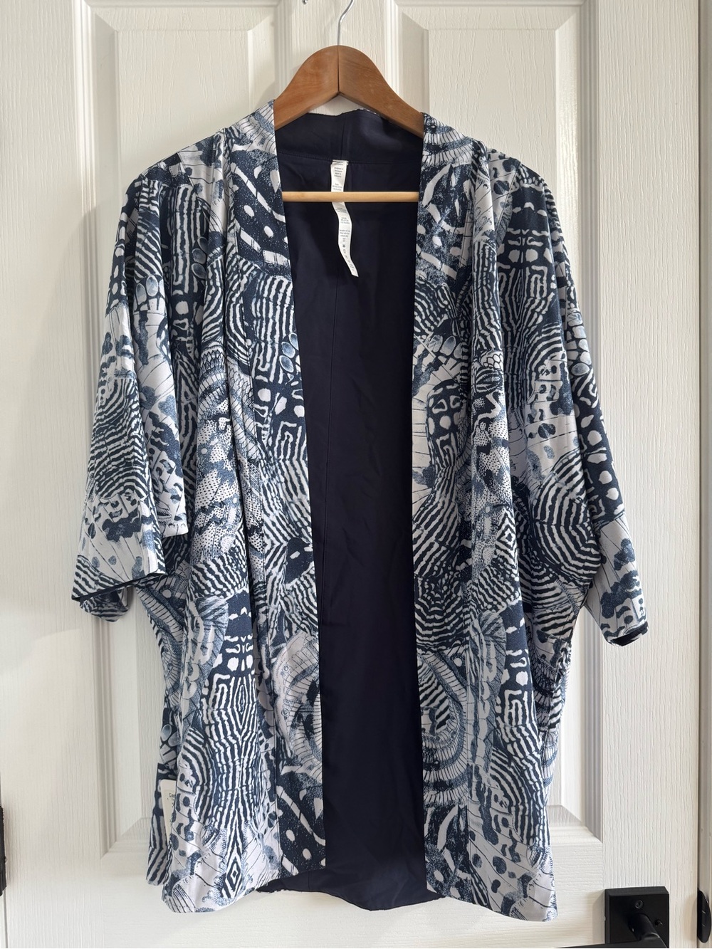 Women’s Reversible Casbah Kimono RARE Size Medium